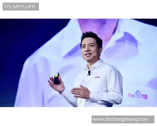 姚明明在社交媒体上的生活点滴与个人风采分享