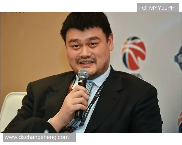 姚明因意外受伤肋骨骨折赛季前景堪忧球迷纷纷送上祝福 姚明因意外受伤肋骨骨折赛季前景堪忧球迷纷纷送上祝福