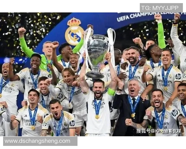 长情足球明星的故事与传奇背后那些不为人知的感人瞬间